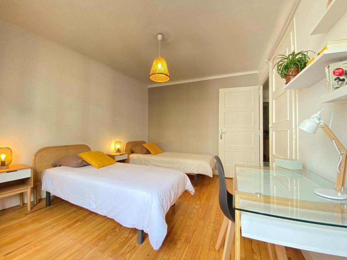 Charmant T3 Renove En Centre-Ville D'Annecy Avec Balcon, Ascenseur Et Parking Prive - Fr-1-432-83 Kültér fotó